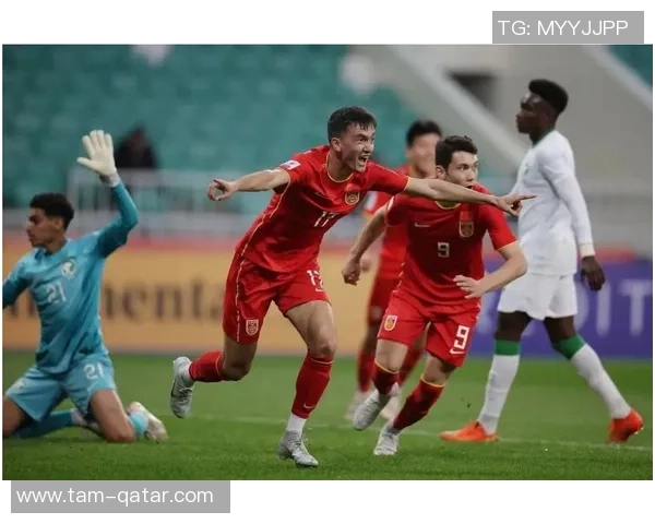 中国队迎战乌兹别克斯坦世预赛争夺世界杯入场券的关键之战 中国队迎战乌兹别克斯坦世预赛争夺世界杯入场券的关键之战