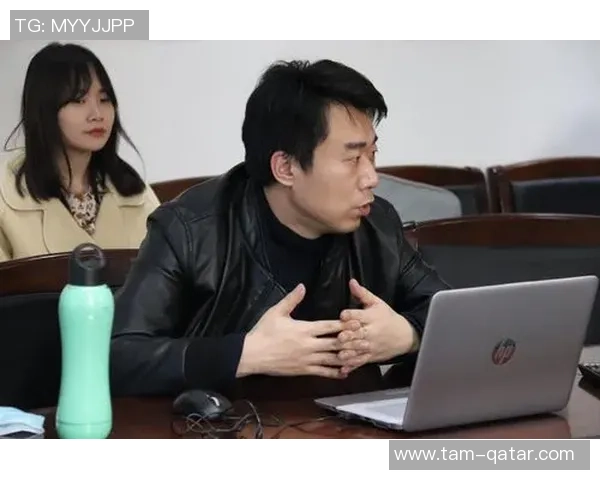 加莱诺的艺术之旅:探索他如何影响现代文学与文化的深远意义 加莱诺的艺术之旅:探索他如何影响现代文学与文化的深远意义