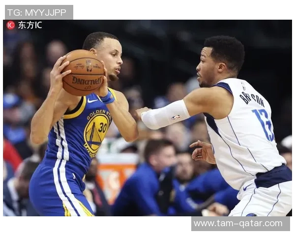 勇士库里精彩表现回顾与小牛对决的全场精彩瞬间分析 勇士库里精彩表现回顾与小牛对决的全场精彩瞬间分析